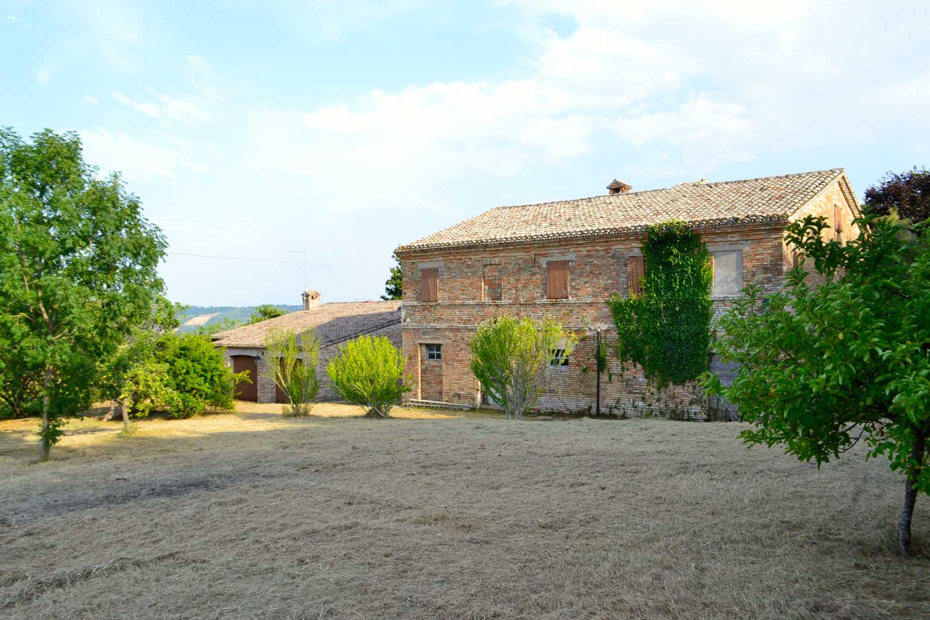 Properties for sale in Le Marche Italy