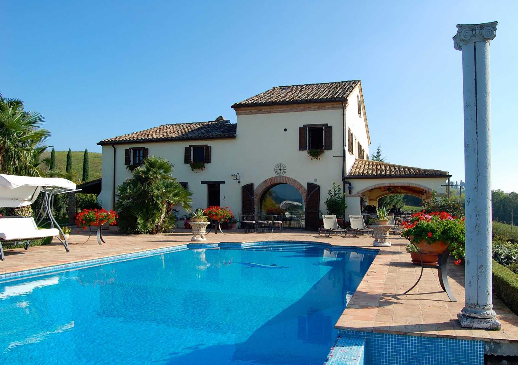 Properties for sale in Le Marche Italy 
