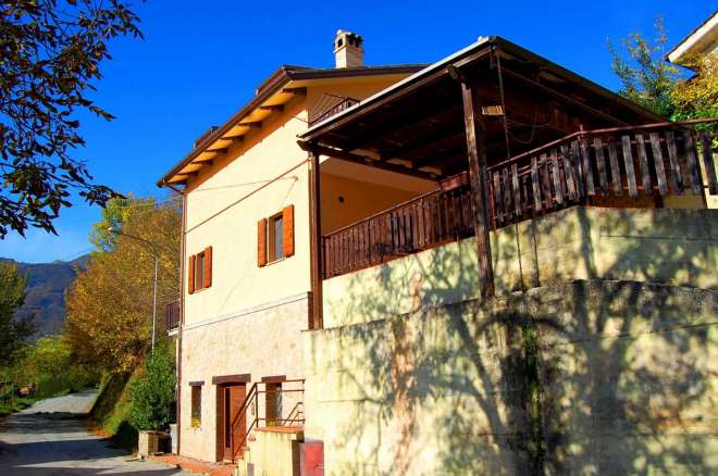 Detached house Romani Sarnano le Marche