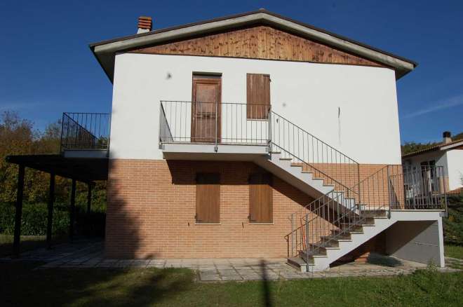 Nuova casa bifamiliare in vendita Sarnano