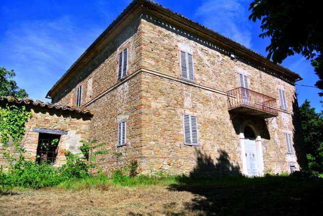 Palace for sale Marche Cingoli