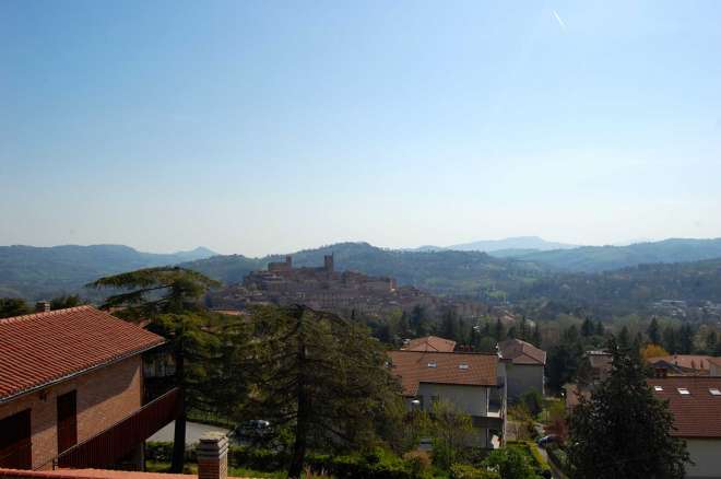 Appartamento a Sarnano con vista panoramica