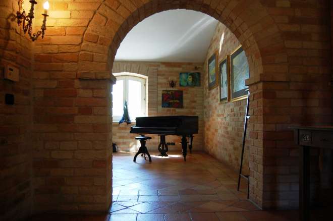 Magnific Villa in the countryside of Macerata