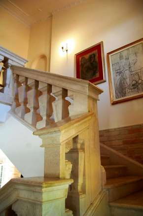 Magnific Villa in the countryside of Macerata