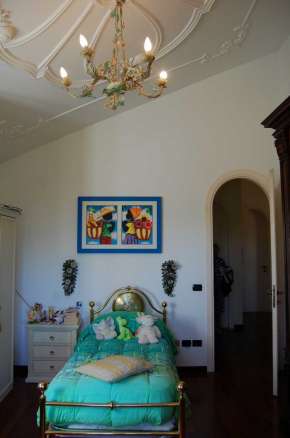 Magnific Villa in the countryside of Macerata