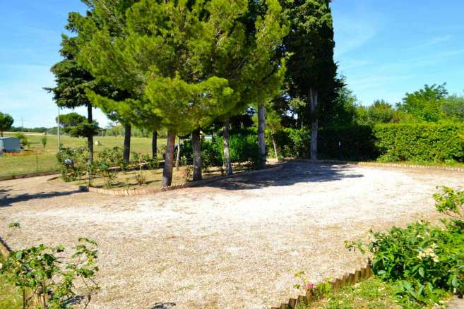 Villa singola con piscina e giardino in vendita a Cingoli, Marche