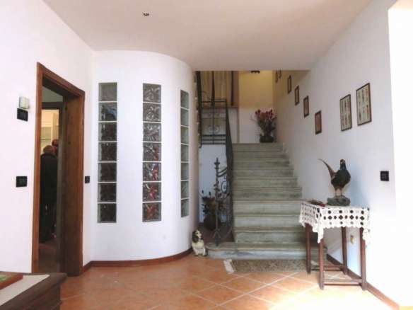 Brick built house with exclusive garden and olive grove for sale in the countryside of Falerone, Fermo province, Marche