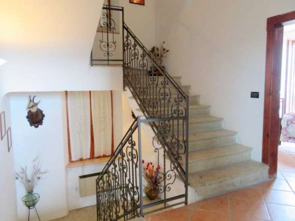 Brick built house with exclusive garden and olive grove for sale in the countryside of Falerone, Fermo province, Marche