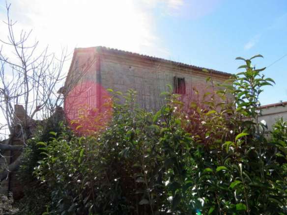 Brick built house with exclusive garden and olive grove for sale in the countryside of Falerone, Fermo province, Marche