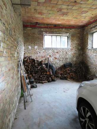 Appartamento, dependance, garage e cantina in vendita in palazzina a Loro Piceno, Borgo San Lorenzo