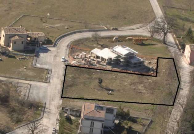 Plot for sale Sarnano 