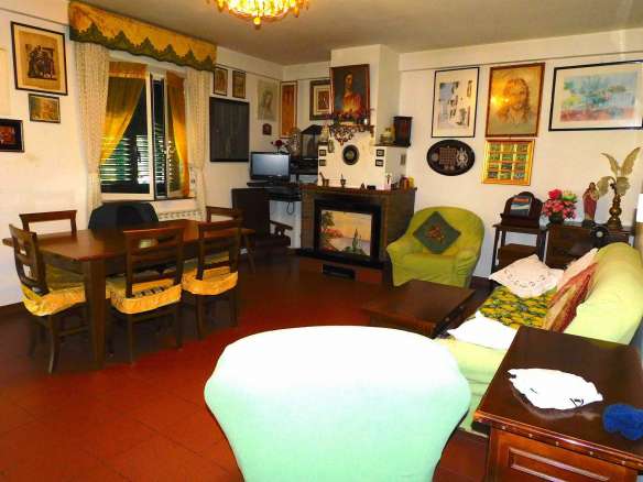 Villa for sale with big garden