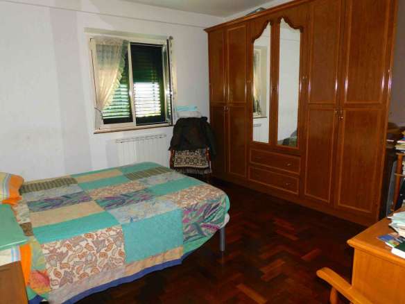 Villa for sale with big garden
