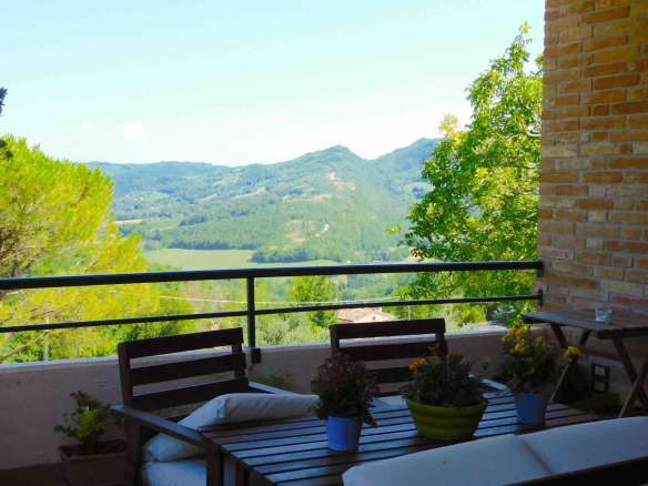 Villa for sale with big garden