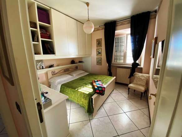 Villa bifamiliare con terreno San Ginesio  (MC)