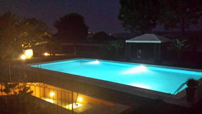 Villa with swimming pool Montecassiano (MC)