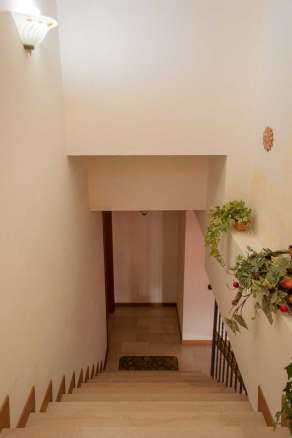 Villa with swimming pool Montecassiano (MC)