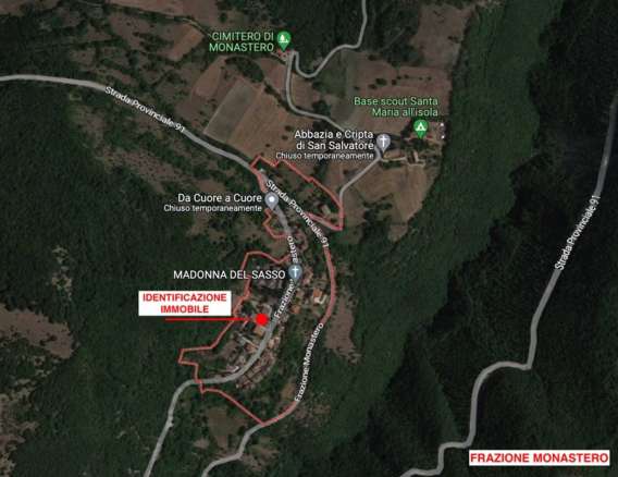 Intera palazzina con annessi in Frazione Monastero