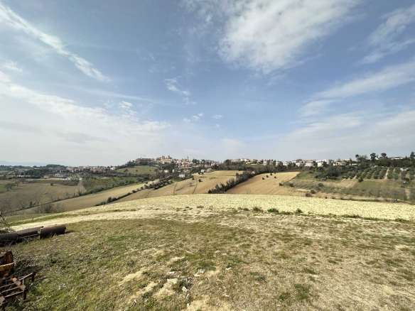 Farmhouse Filottrano (AN)