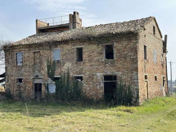 Farmhouse Filottrano (AN)