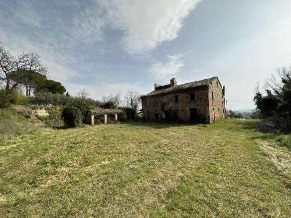 Farmhouse Filottrano (AN)