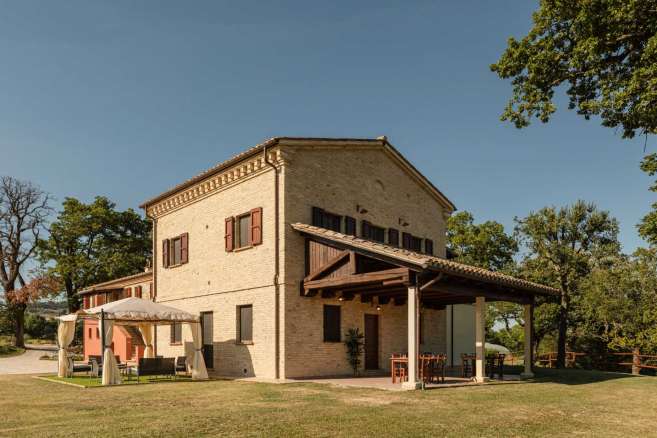 Luxury Farmhouse Casale San Lorenzo