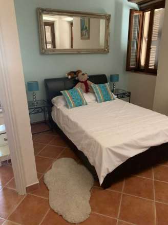 Farmhouse with garden in Penna San Giovanni (MC)