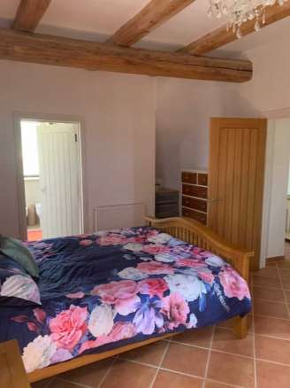 Farmhouse with garden in Penna San Giovanni (MC)