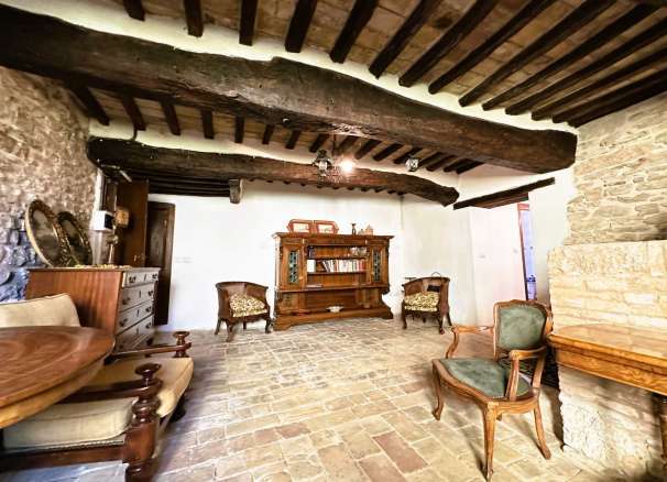 Detached House Fiastra 