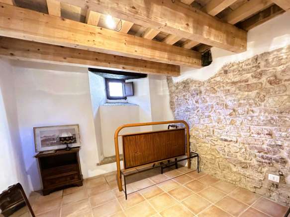 Detached House Fiastra 