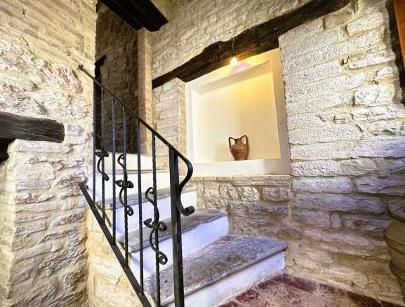 Detached House Fiastra 