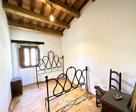 Detached House Fiastra 