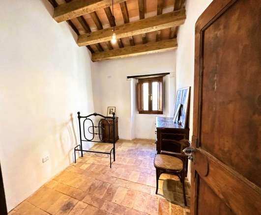 Detached House Fiastra 