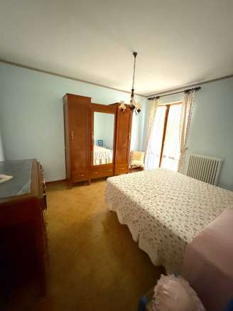 Appartamento con corte esclusiva a Sarnano  