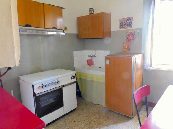 Casale a Taliani con ampia corte e accessori