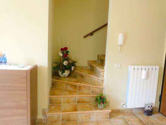 Appartamento in villetta a schiera a Sarnano prospiciente le terme di San Giacomo