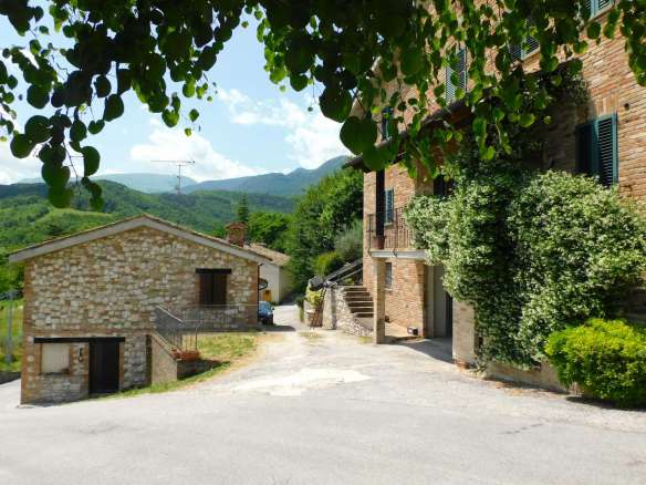 Appartamento con ingresso indipendente in contrada Terro a Sarnano