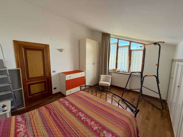 Appartamento panoramico ad Urbisaglia
