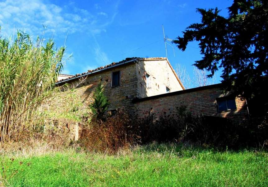 agricoltural holding Penna San Giovanni