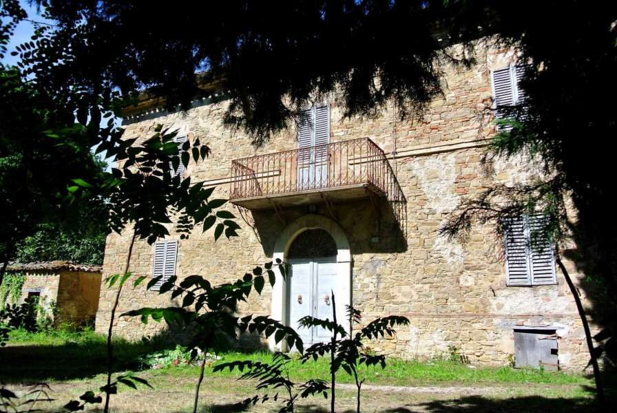 Palace for sale Marche Cingoli