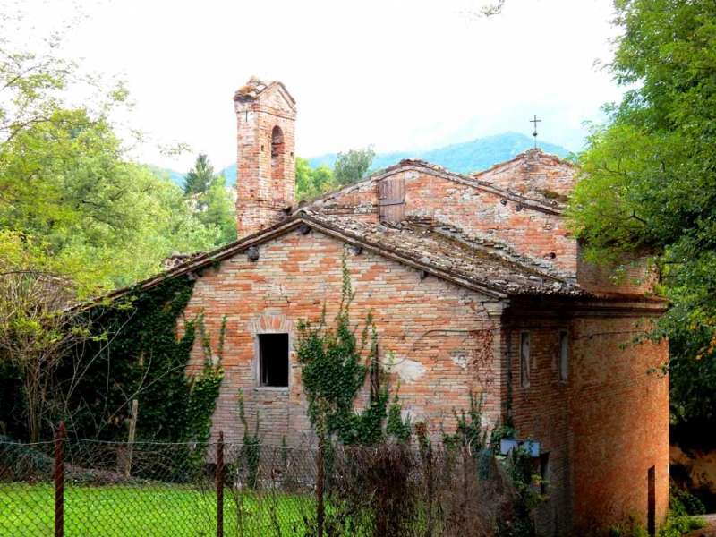 EX chiesa in vendita nelle Marche