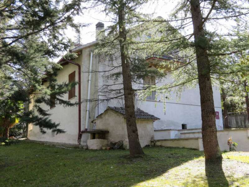 Villino Singolo Sarnano Brilli