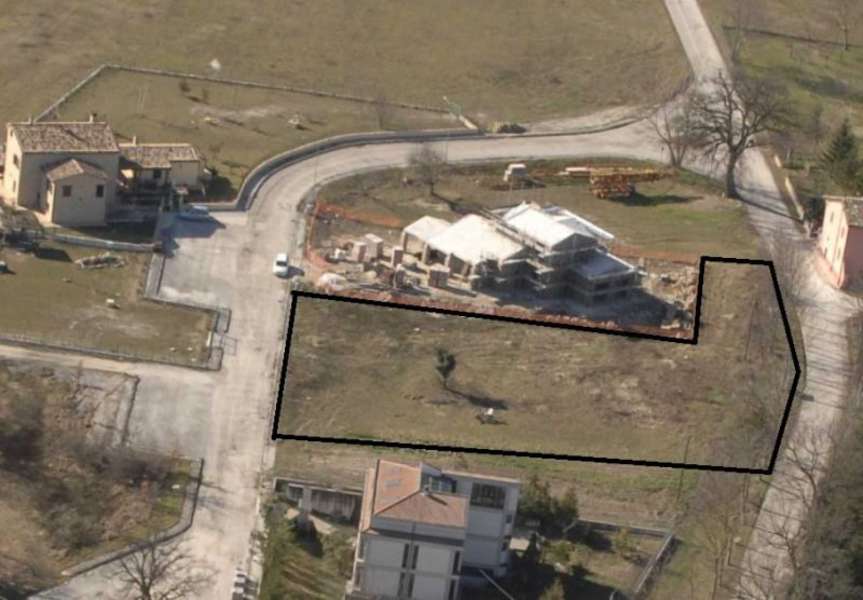 Plot for sale Sarnano 