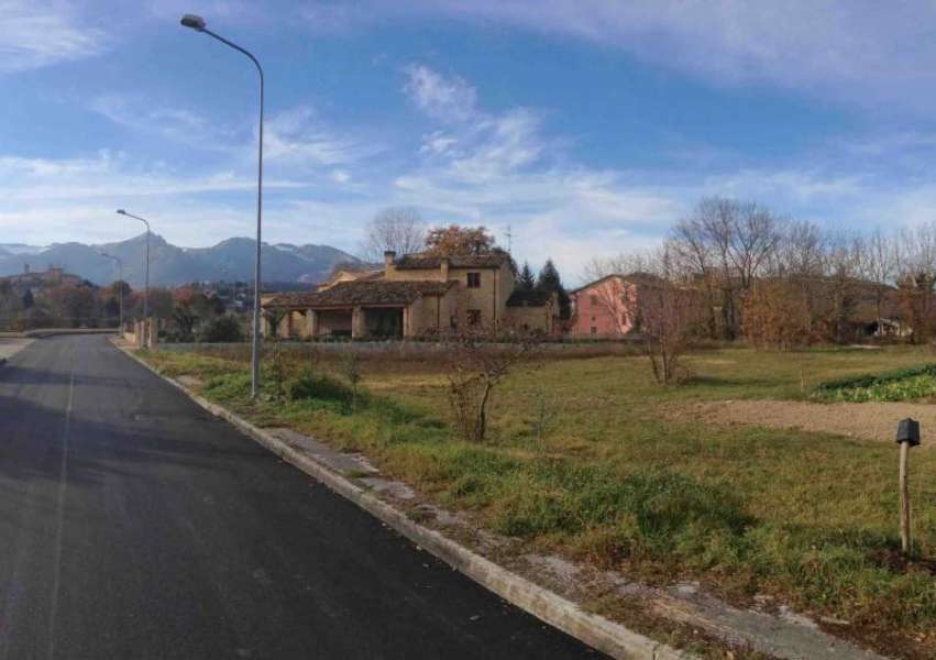 Plot for sale Sarnano 