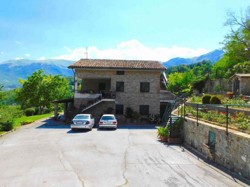Villa for sale with big garden
