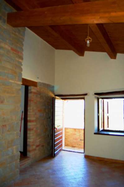 Podere restaurato nelle marche