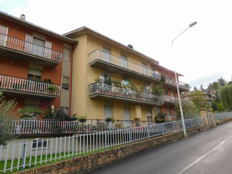 appartamento in via E. Mattei al secondo piano