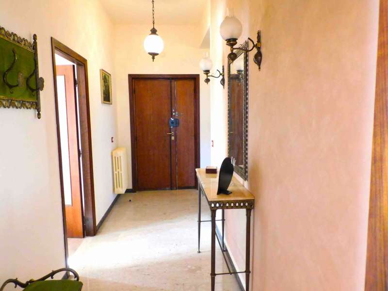 Appartamento a macerata in zona residenziale tranquilla e panoramica