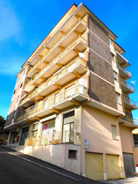 Appartamento a macerata in zona residenziale tranquilla e panoramica