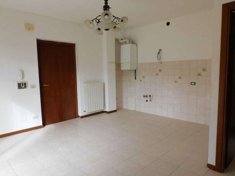 Apartment in Sarnano with views towards the center of the village, the hills and mountains